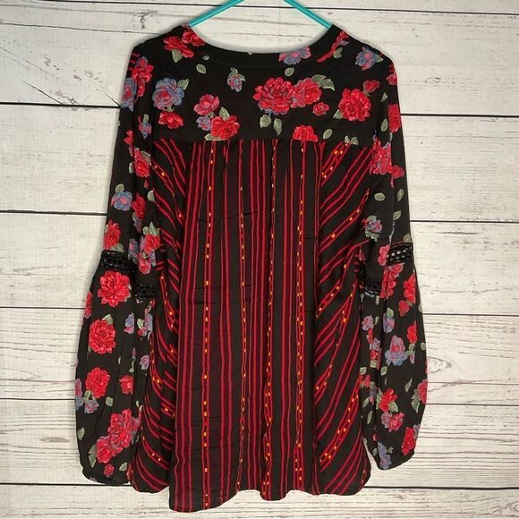 Torrid Boho Witchy Black Red Floral Long Sleeve V-Neck Shirt Plus Size 00 - Picture 7 of 8